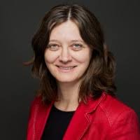 I usually do not read books that have the word “leadership” in the title  (well, everybody has their own issues 😁 The word “leadership” is one of  mine!)