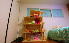 Cool Dad Builds Barbie Dream House For His Little Princess