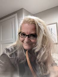 How to start a makeup routine?