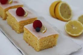 Saftiger Zitronenkuchen Von Elbin Luna Chan Chefkoch Zitronen Kuchen Zitronenkuchen Rezept Saftig Saftiger Zitronenkuchen