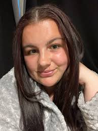 Ashleigh Huggins (@yummymumtum)