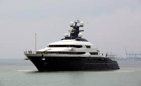 Deniki is owned by #dutch #billionaire marcel boekhoorn he named the yacht after his 3 daughters denise, nicole and kim #deniki #amels #marcelboekhoorn . Maleisie Haalt Uit Naar Bank In Corruptiezaak Buitenland Telegraaf Nl