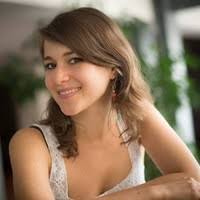 Melinda Bain's Instagram, Twitter & Facebook