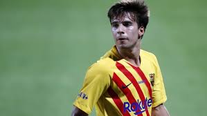 El canterano catalán quería quedarse pese a las pocas oportunidades que ha tenido esta pasada campaña, y tant Fc Barcelona La Liga Riqui Puig Learns Another Lesson Marca
