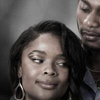 Lisa Constant's Instagram, Twitter & Facebook