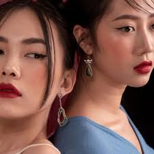 Bông Tai Vỏ Bào Ngư Soil Light & Soil Heart EMOI Jewelry