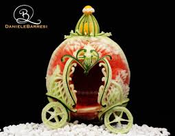 Epingle Par Amandine Thoma Sur Sculpture De Fruits Recettes De Cuisine Fruits Et Legumes Et Recette