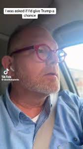 Meredith Berry's Instagram, Twitter & Facebook