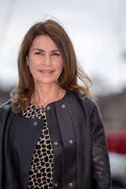 Valérie kaprisky has been in a relationship with anthony delon. Teuflische Umarmung 1984 Film Cinema De