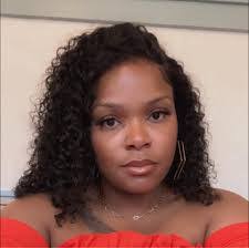 Sheena Mcintosh's Instagram, Twitter & Facebook