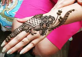 Look At This Gorgeous Design Follow Royalbeauty Wellness Salon Credit Henna Designs Hand Mehndi Design Photos Modern Mehndi Designs