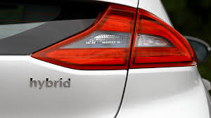 Scopri le caratteristiche delle auto ibride, la tecnologia ibrida, quali sono i vantaggi e tutti i modelli fiat ibridi. Tutto Quello Che Devi Sapere Per Scegliere Un Auto Ibrida