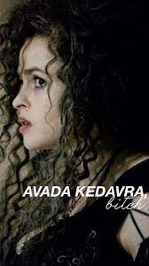 Pin Ot Polzovatelya Harry Potter Na Doske Harry Potter Bellatriks Lestrejndzh Bellatriks Helena Bonem Karter