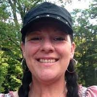 Shelly Schaffer's Instagram, Twitter & Facebook