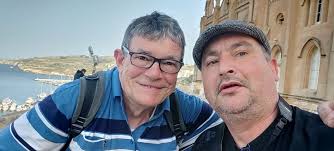 MEET THE ARTIST tomorrow morning. I'll be at Banca Giuratale from 9 til 12,  happy to meet you and discuss my art, or just give you a warm welcome.