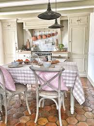 french country look from vivi et margot