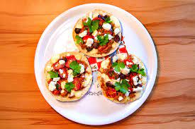 Maybe you would like to learn more about one of these? Griechische Pita Pizza Mit Hackfleisch Feta Und Kirsch Tomaten
