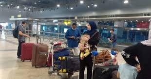 وصلت مطار القاهرة الدولي، مساء اليوم الخميس، الفنانة ماجدة الرومي قادمة من بيروت، لإحياء حفل غنائي كبير على المسرح المكشوف فى قصر القبة. Ø§Ù„Ø­ÙŠØ§Ø© ØªØ¹ÙˆØ¯ Ù„ØµØ§Ù„Ø§Øª Ù…Ø·Ø§Ø± Ø§Ù„Ù‚Ø§Ù‡Ø±Ø© Ø§Ù„Ø¯ÙˆÙ„Ù‰ Ø¨Ø¹Ø¯ 3 Ø´Ù‡ÙˆØ± Ù…Ù† Ø§Ù„ØªÙˆÙ‚Ù ØµÙˆØ± Ø§Ù„ÙŠÙˆÙ… Ø§Ù„Ø³Ø§Ø¨Ø¹