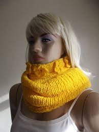 SUNSHINE BLOOM, Hand Knitted Capelet, Crochet Flowers Neck, Shoulder  Warmer, Wedding Shawl, Bridal Wrap, Neck Warmer Scarf, Cover Up, Gift