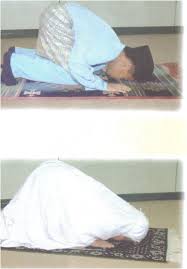 Tata cara sujud sahwi dilakukan sebelum salam dan setelah salam yang dijelaskan oleh ustadz dzulqornain muhammad sunusi. Anggota Sujud Shalat2