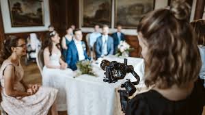 Die übertragung der eheschließung erfolgt auf wunsch des brautpaares. Live Stream Eurer Hochzeit