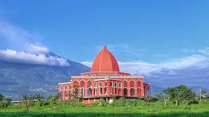 Check spelling or type a new query. Masjid Merah Yayasan Assadiqiyah Duren Sewu Kecamatan Pandaan Kabupaten Pasuruan Jawa Timur Indonesia Masjid In 2019 Taj Mahal Indonesia Building