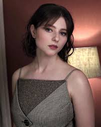 Thomasin McKenzie - Images