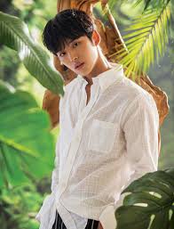 From Men S Health Korea Official Website Cr Snaptg Pentagon Hongseok Pentagon Hongseok Pentagon Korean Idol