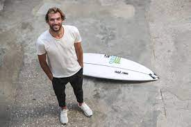 Frederico morais is the latest portuguese surf star to make a solid impact on the international stage. Frederico Morais Mais Motivado Do Que Nunca Apos Terceiro Lugar No Rio Desporto Sapo 24