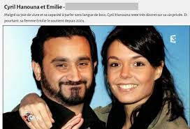 Du lundi au vendredi en direct à 19h10 sur c8 ! Regardez La Femme De Cyril Hanouna Photo