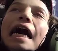 Fairly accurate depiction of me listening to Nottingham Lace for the first  time in 05’. Body, mind, and soul melts when that solo hits. 🤓🐔🎸💨💀