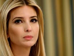 Olivia (34) klarer aldri å få budsjettet til å gå opp. I år må hun velge  vekk julen.