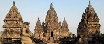 Sketsa gambar candi prambanan garlerisket. Desember 2012 Perpustakaan Tanah Impian