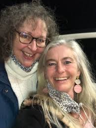 Here is my wrap up of the weekend Crazy8 Retreat! 3 years ago I didn't know  any of these amazing ladies but Plunder brought us together… and this  weekend we celebrated what