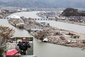 東北地方太平洋近海地震（日语：東北地方太平洋沖地震／とうほくちほうたいへいようおきじしん tōhokuchihō taiheiyōoki jishin ?）是指2011年3月11日14時46分（當地時間）發生於日本東北地方外海三陸沖的矩震級9.0级的大型逆. 64å²ä¸ˆå¤«470æ¬¡æ½œæ°´æ‰¾å¦» æ—¥æœ¬ 311å¤§åœ°éœ‡ çˆ±å¦»å¤±è¸ª10å¹´ Journal Chinois En France æ¬§æ´²çœ‹ä¸­å›½regards Sur La Chine Journal Chinois Kan Zhong Guo