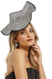 Sia Black White (Jual Syrup Supply Artis Sia Teh Sneakers Sepatu Unisex)