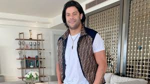 Exerceu o cargo de senador de 2003 até 2011. Ex Cunhada De Camila Angelo Nega Que Deu Em Cima De Hulk Paraiba Ajunews