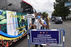 Jan 07, 2021 · gambarkan rancangan baliho tentang pemberitaan hidup sehat supaya sejahtera. Memupuk Kesadaran Masyarakat Laksanakan Hidup Sehat Di Tengah Pandemi Antara News
