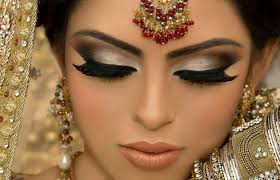 New And Most Beautiful Dulhan Walima Makeup Image Download Free All Hd Wallpapers Bridal Eye Makeup Smokey Eye Makeup Bollywood Makeup