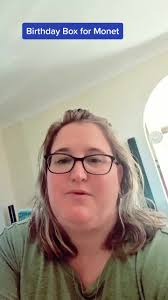 Packing a birthday box for Monet's little baby boy #birthdaybox #petbi...