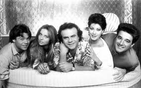 Bagno di folla per l'attore romano che ha ricevuto il premio alla carriera e ha ricordato l'amico regista: Claudio Amendola Antonella Interlenghi Jerry Cala Edwige Fenech Christian De Sica Vacanze In America 1984 Film Movie Actors Couple Photos