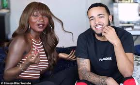 Reason, 83 of wilson, beloved wife of reuben reason, met jesus face to face on wednesday, september 22. Burn Survivor Lets Her Crush Take Off Her Make Up And Her Wig To Reveal Her Scars In Emotional Video Daily Mail Online