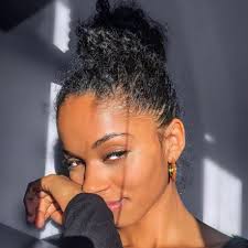كيف يمكنك اختيار تسريحة الشعر المناسبة لمقابلة العمل Natural Hair Styles Hair Fashion