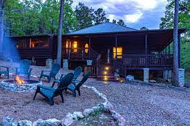 Our cabin rentals company specializes in luxury vacation cabins near beavers bend state park and broken bow lake.above all, we are an innovative company dedicated to constant improvement and enhancement for our guests' comfort and enjoyment. Beavers Bend Sundown Cabin Rentals Home Facebook
