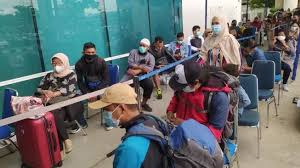 Informasi lowongan kerja bumn juni 2021. Rapid Test Antigen Di Bandara Soekarno Hatta Penumpang Masih Kebingungan Suara Jakarta
