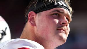 Bryce Henderson, a transfer from South Dakota, has already been dubbed the  Diego Pavia of Vanderbilt's offensive line. Here's why. See link below ⬇️  bit.ly/45veK0t
