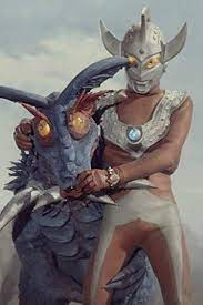 ウルトラマンタロウに登場した怪獣 宇宙人 おしゃれまとめの人気アイデア pinterest hide ウルトラマンタロウ ウルトラマン イラスト 童謡