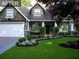 Front Yard Landscaping Secrets And Tips Yonohomedesign Com In 2020 Front Yard Garden Design Front Yard Landscaping Design House Landscape