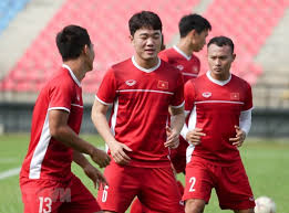 Có thể gặp tuyển việt nam, họ sẽ đá khác bằng việc điều chỉnh nhân sự và chơi tập trung hơn, không để tinh thần, tâm lý bị ảnh hưởng bởi những thất bại vừa qua. Viá»‡t Nam Va Malaysia Táº­p Trung Cao Ä'á»™ Cho Tráº­n Chung Káº¿t