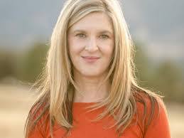 Amber Whetstine's Instagram, Twitter & Facebook